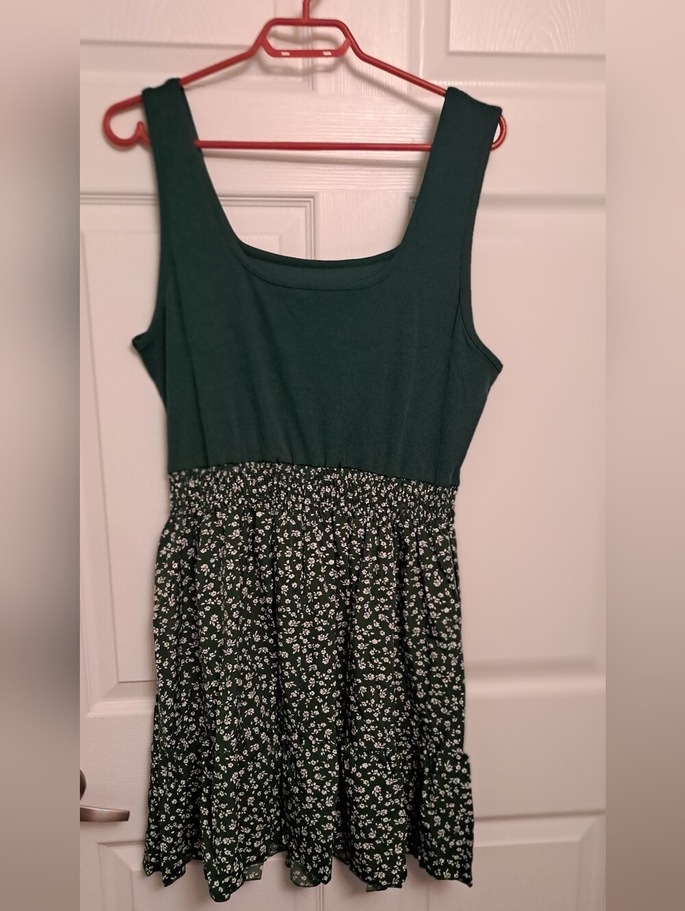 Dark Green Floral Tank Sundress Size 14/16 New Flowy Boho - Picture 3 of 9